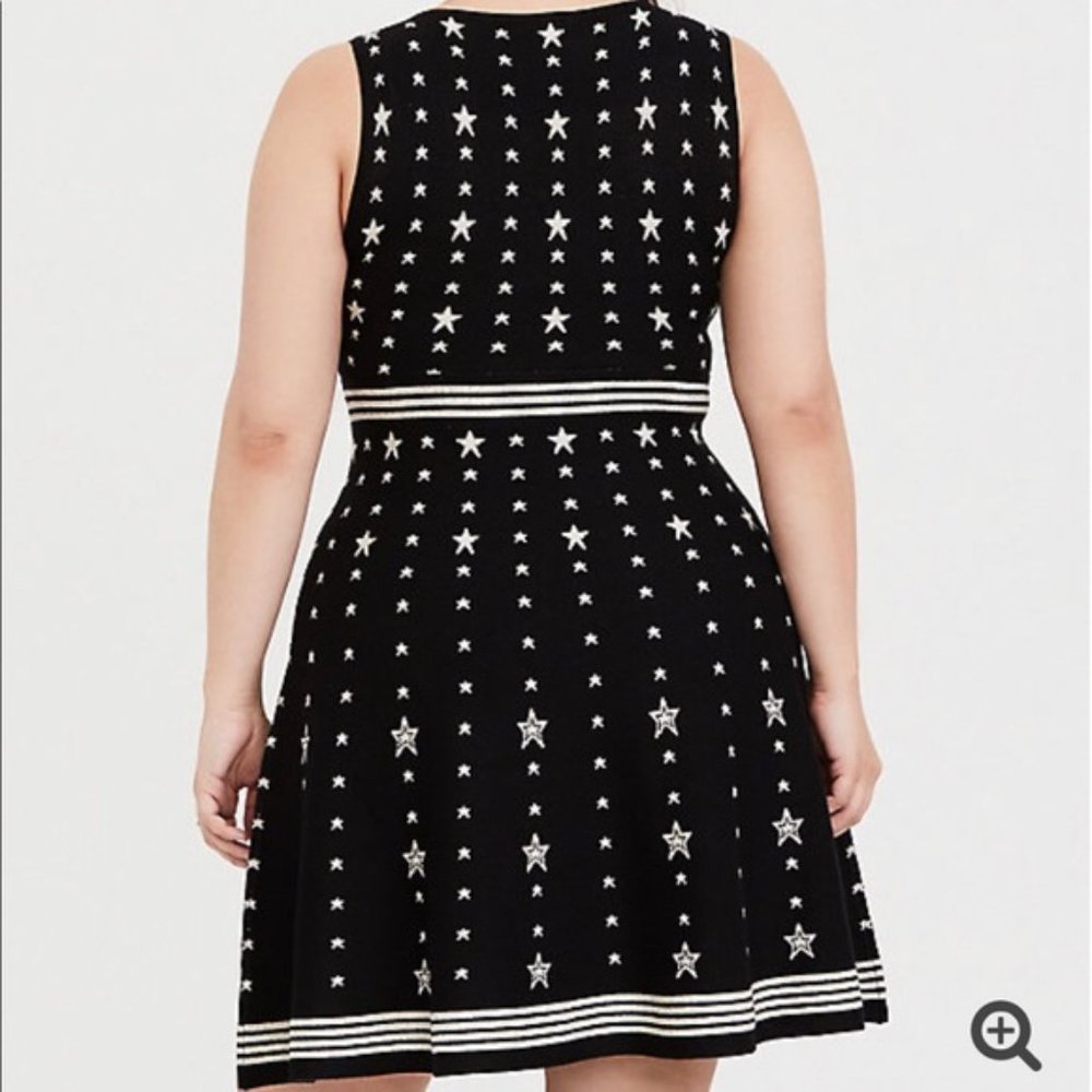 Torrid BLACK & WHITE STAR SWEATER SKATER DRESS 2X - Picture 3 of 5